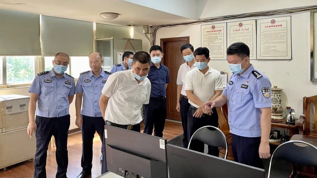 区领导陈泽波,刘志雄,区党政办,应急局,公安分局,交警大队主要负责