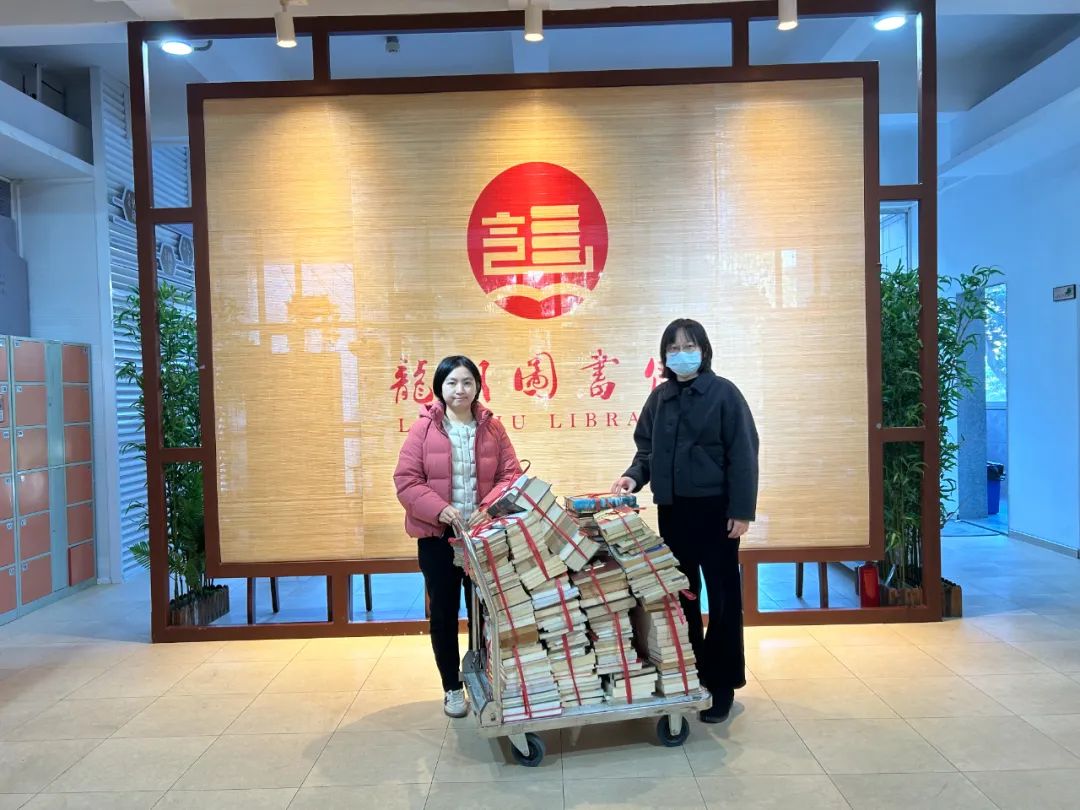 区图书馆为欧汀文化站（分馆）配置图书5000册.jpg