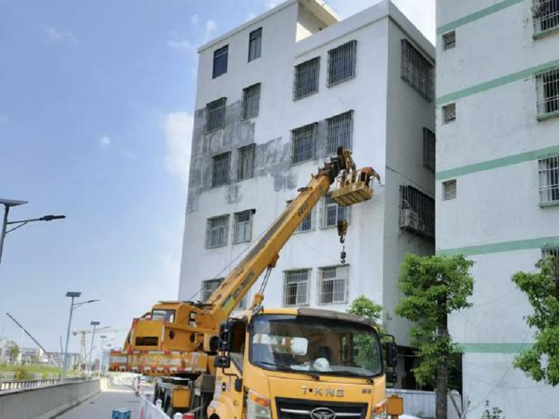 南山社区提升金砂东路沿线自建房风貌.png