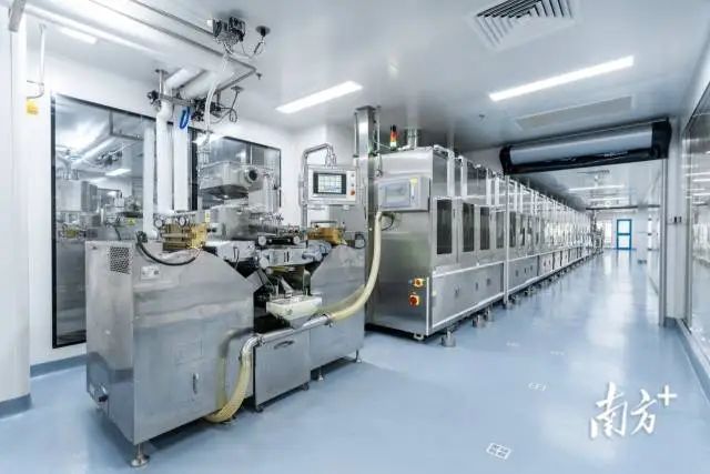 仙乐健康软胶囊智能车间投产后,产能大大增长。 受访者供图 仙乐健康软胶囊智能车间投产后,产能大大增长。 受访者供图